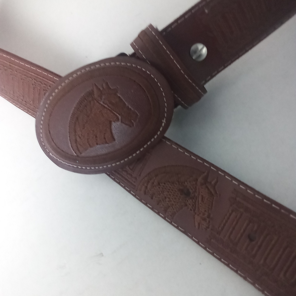 YAC Handmade Belt Silk Embroidered Horse Detailing Brown Leather Vintage Cowboy